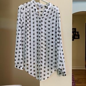 Women’s blouse/button down